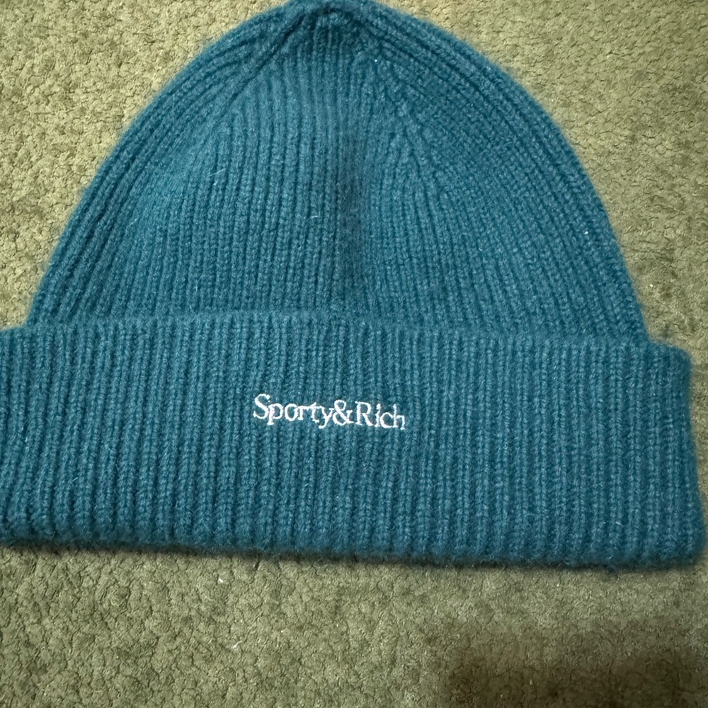 Sporty & Rich green Beanie 75% wool